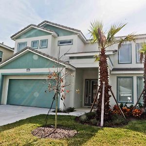 Five-Bedroom House Private Pool Lake View 4514